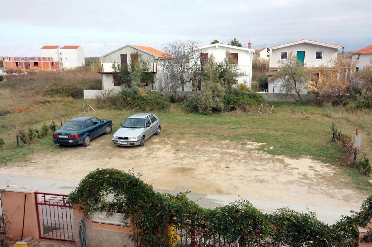Apartments With A Parking Space Nin, Zadar - 5936 0*, Nin Chorwacja